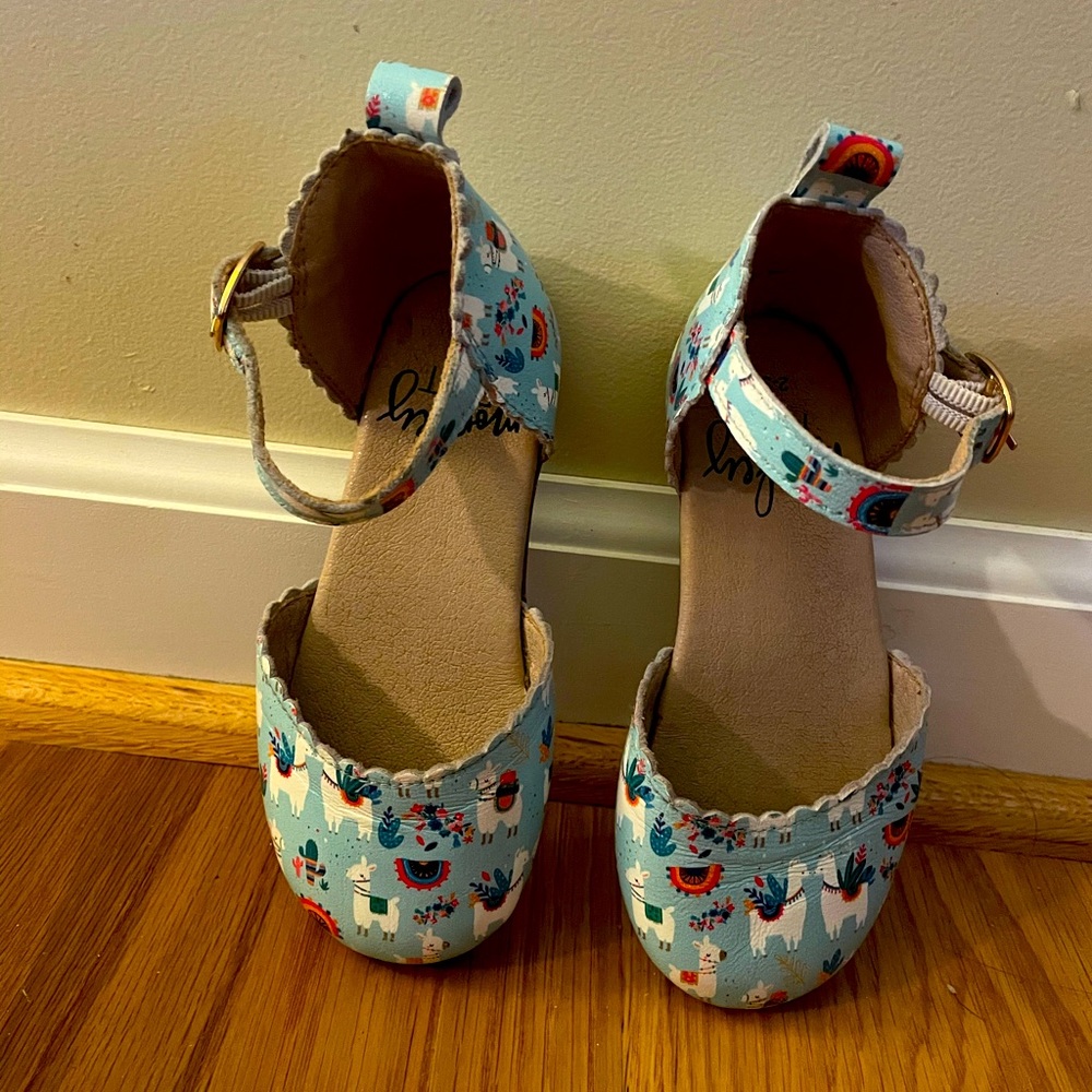 🌹🌹Monkey Feet little girl’s shoes